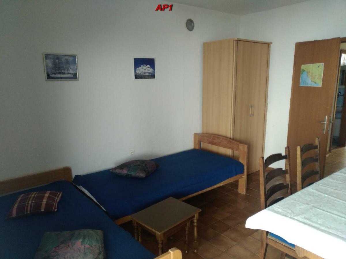 Apartments Sudic Njivice Bagian luar foto