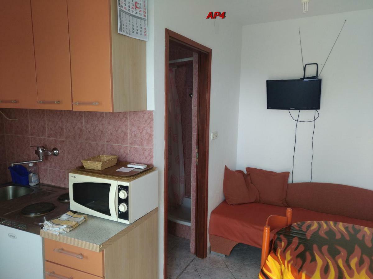 Apartments Sudic Njivice Bagian luar foto
