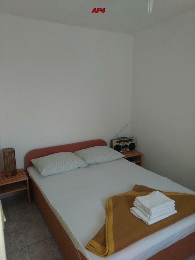 Apartments Sudic Njivice Bagian luar foto